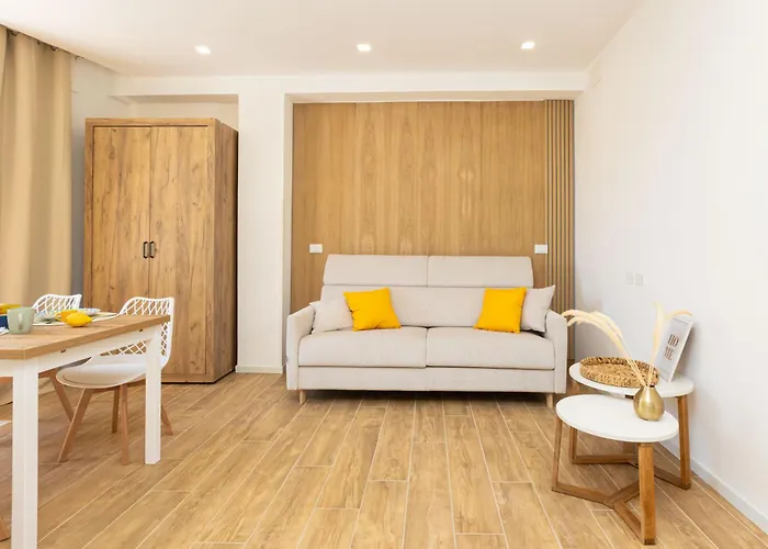 Key To House アパート ソレント