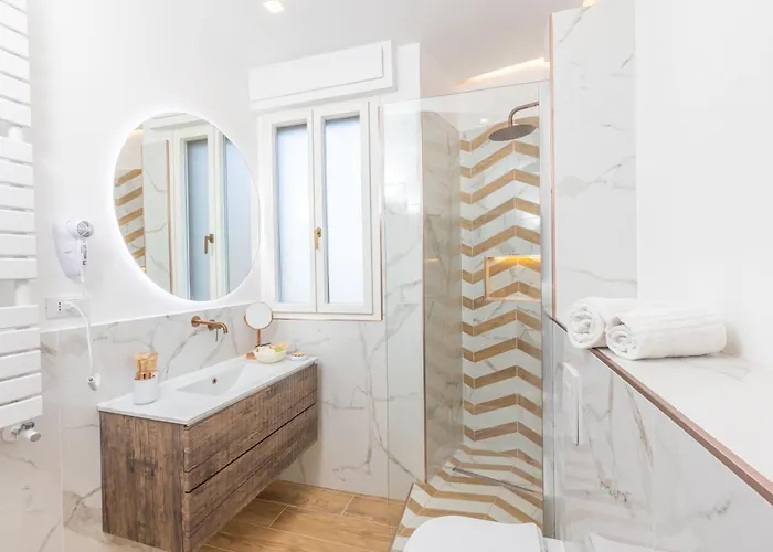 Key To House アパート *