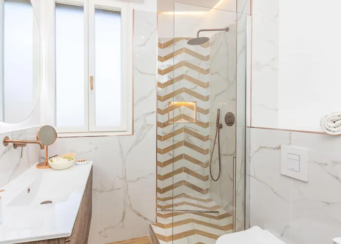 Key To House アパート